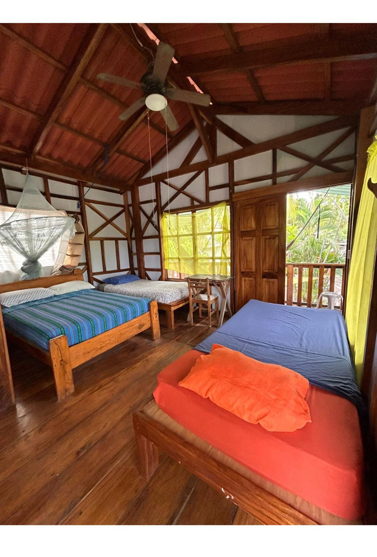 Casa De Colores El Zonte Ngoại thất bức ảnh